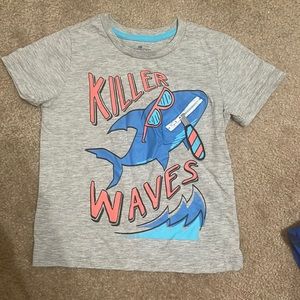 Killer Waves boys tee size 5